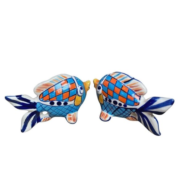 Blue Sky Diane Kissing Fish Figurine Pair Hand Painted Ceramic Coastal Decor - Picture 5 of 7